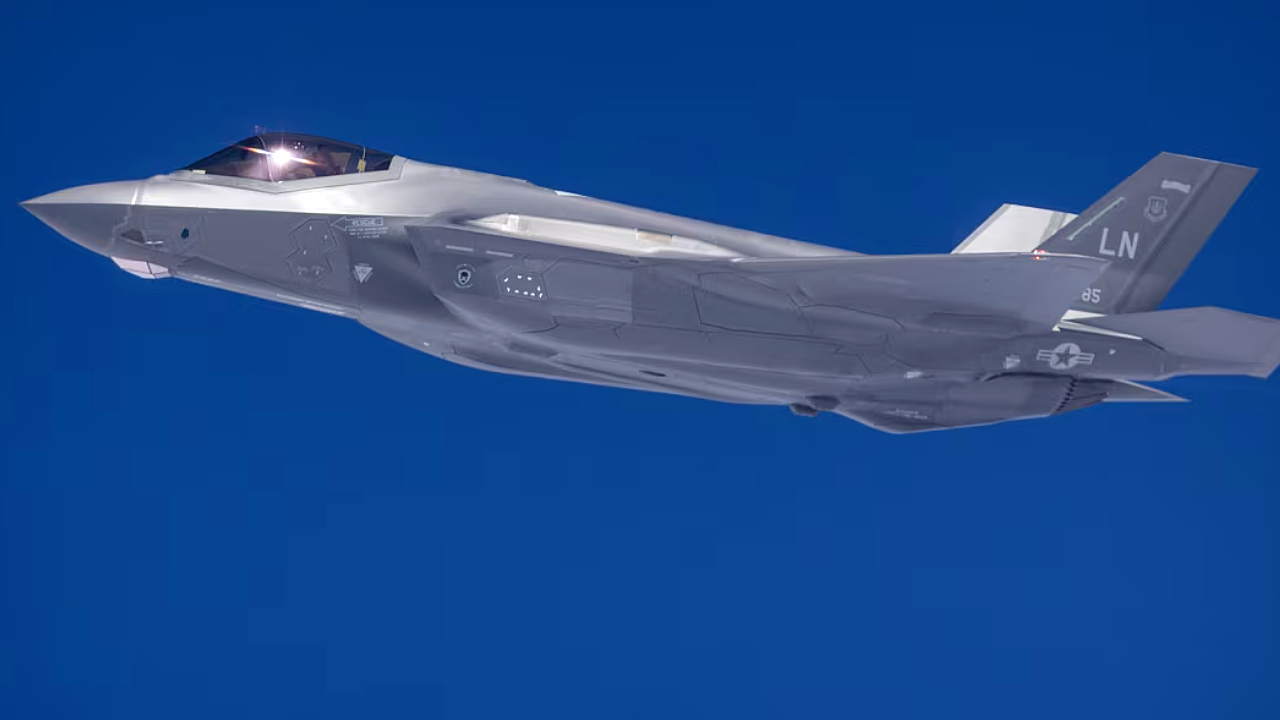 US F-35 Stealth Fighter Forced Into Emergency Landing By Iran Air Defence: CENTCOM