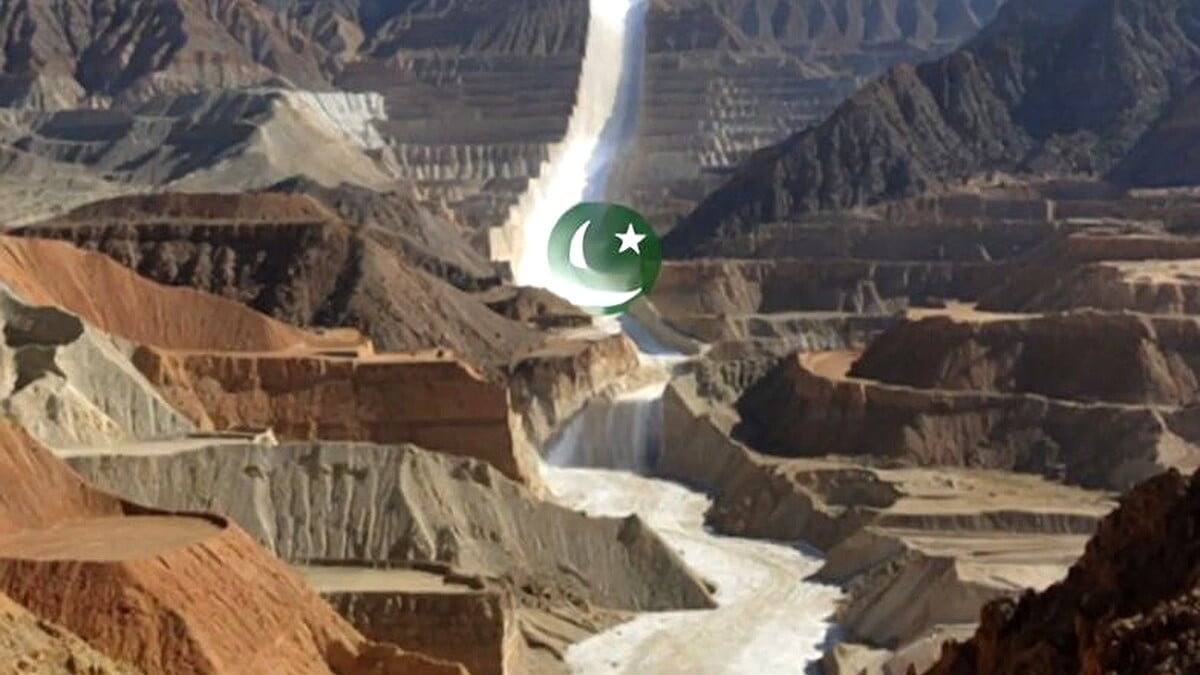 Chinese Aerospace Giant Eyes $10 Billion Investment in Pakistan