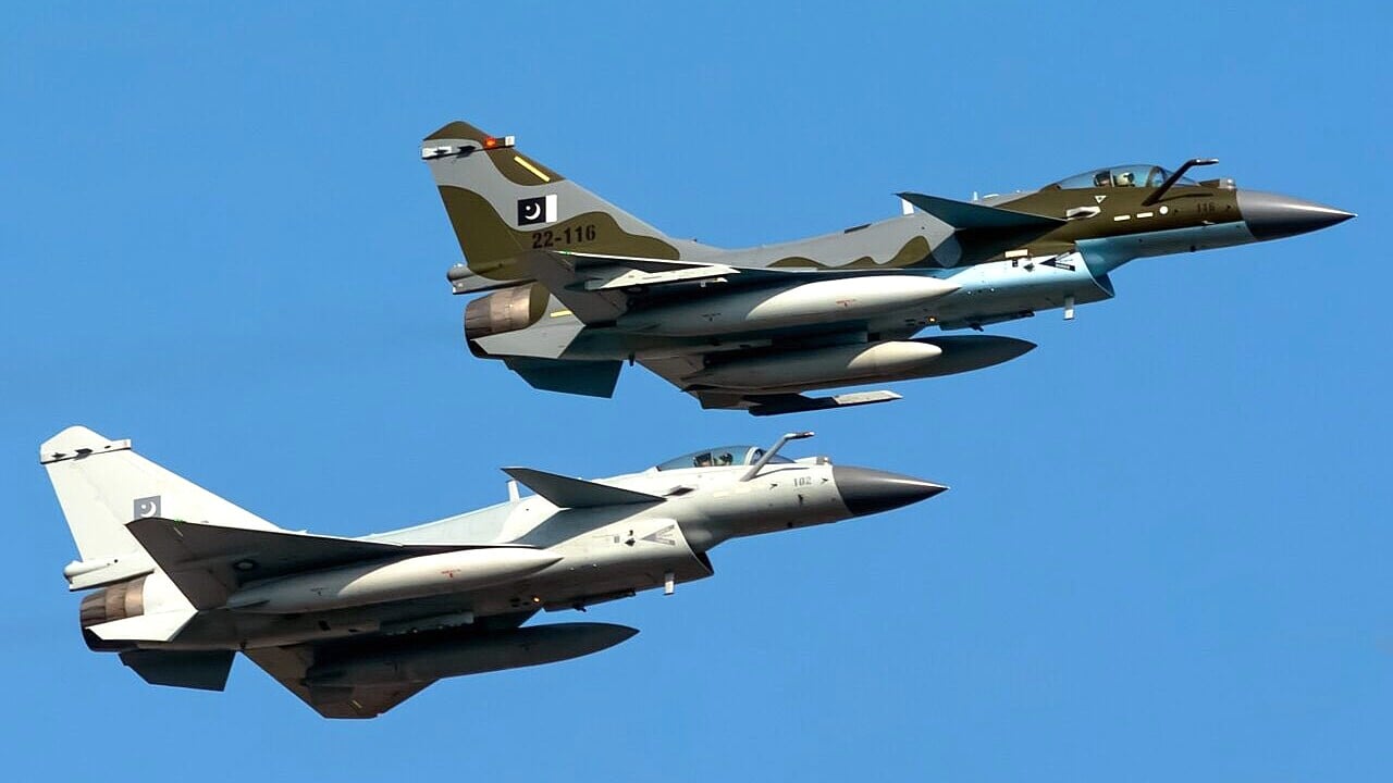 Fact Check: Did PAF Escort Iranian Delegation inside Iran Airspace For Islamabad Talks? 