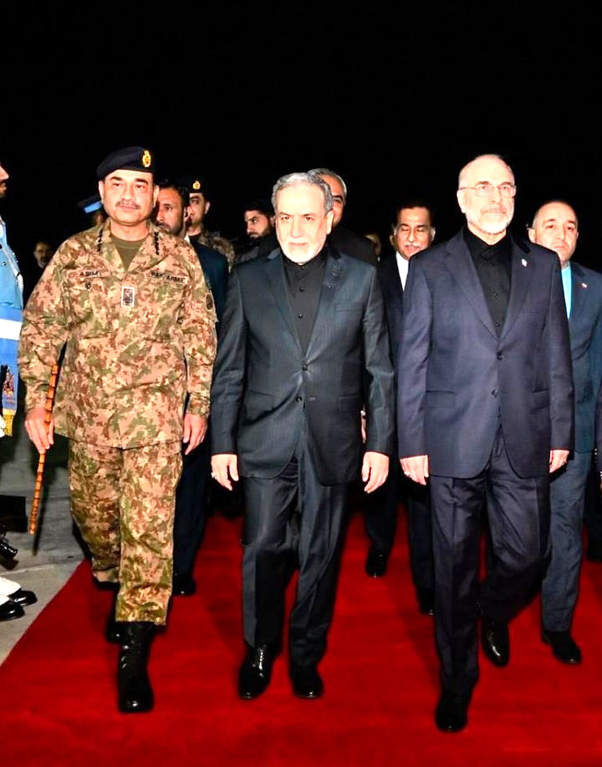Field Marshal Asim Munir Boosts Pakistan Iran Security Alliance in Crucial Tehran Meeting