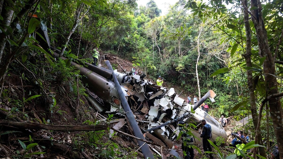 Eight Killed in Military Helicopter Crash Minutes After Takeoff