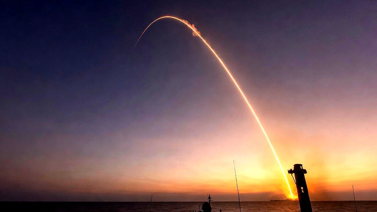 India Responds to Pakistan Navy Consecutive Missiles Fire with Arabian Sea Counter Drill