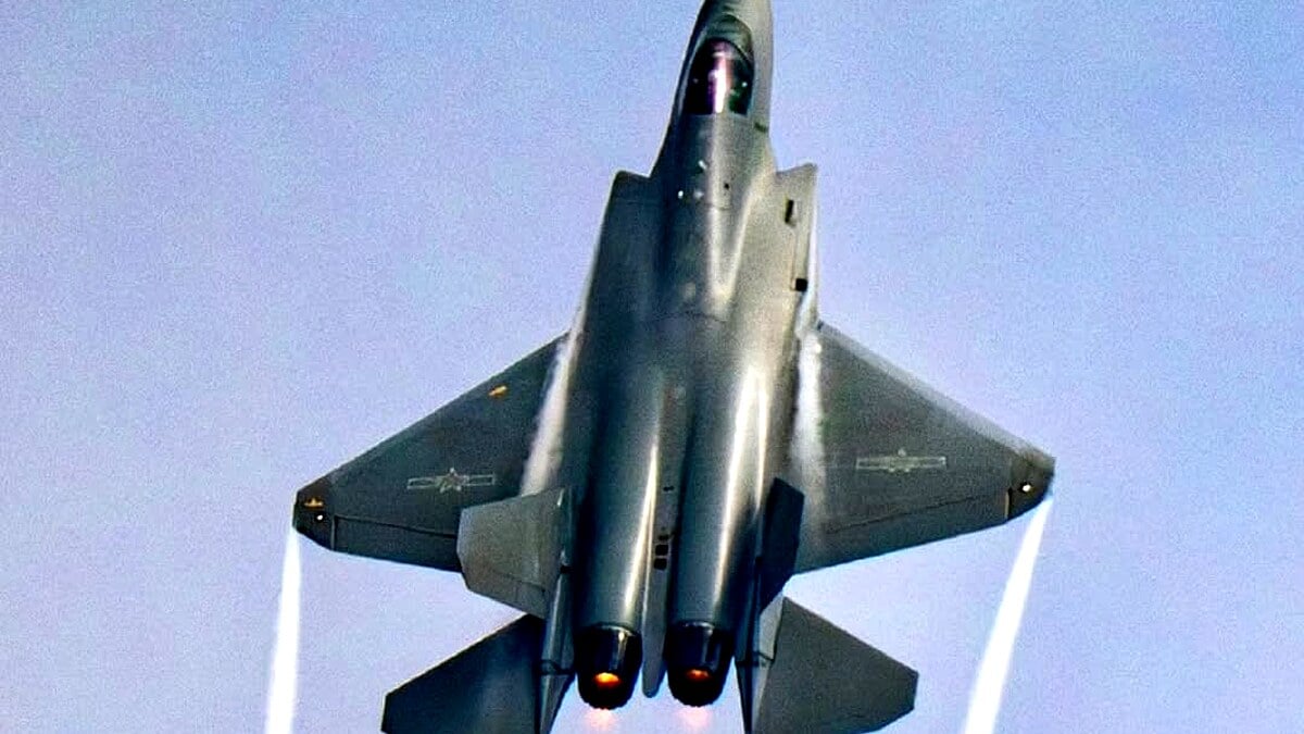 Tehran Air Defenses Activated: Has the Ceasefire Already Collapsed?