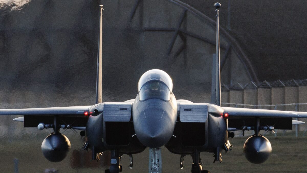 Iran shot down US fighter jet, USAF rescue operations launched for both pilots: US Media