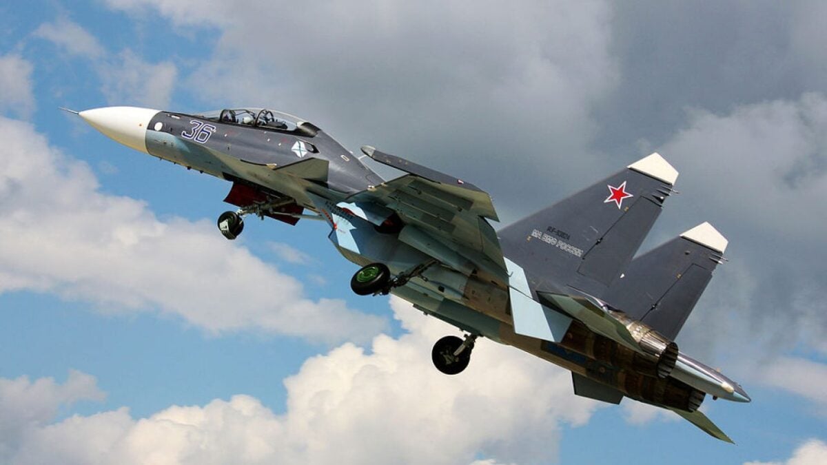 Su-30 Fighter Jet Crashes, Both Pilots Ejected Successfully