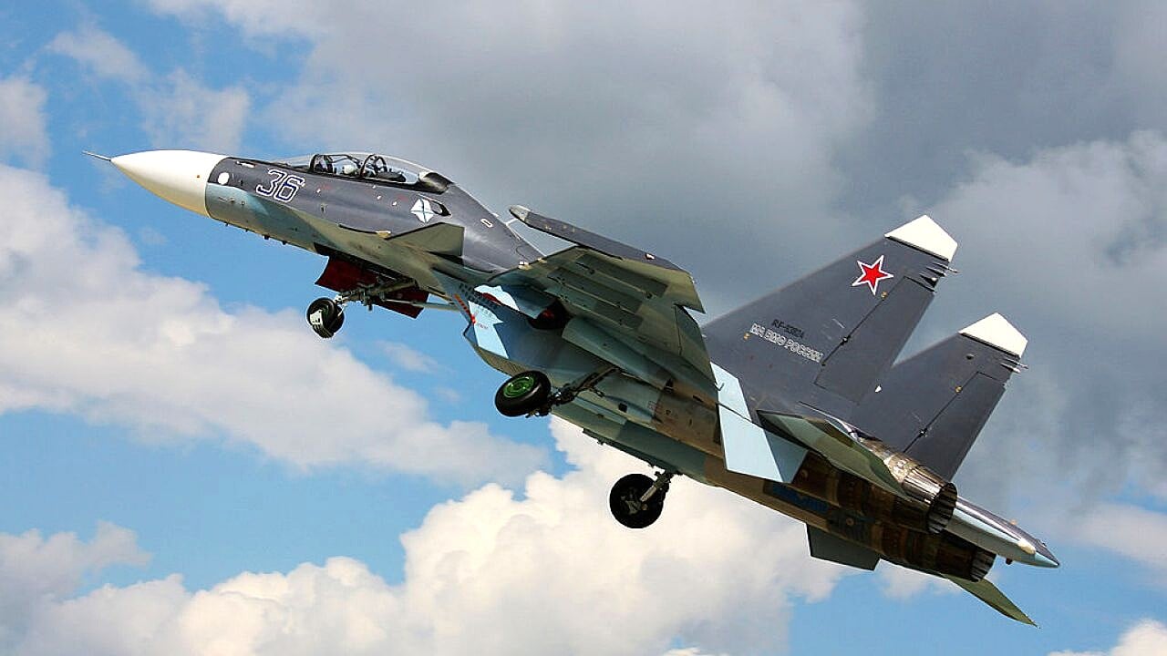 Su-30 Fighter Jet Crashes, Both Pilots Ejected Successfully Su-30 Fighter Jet Crashes, Both Pilots Ejected Successfully