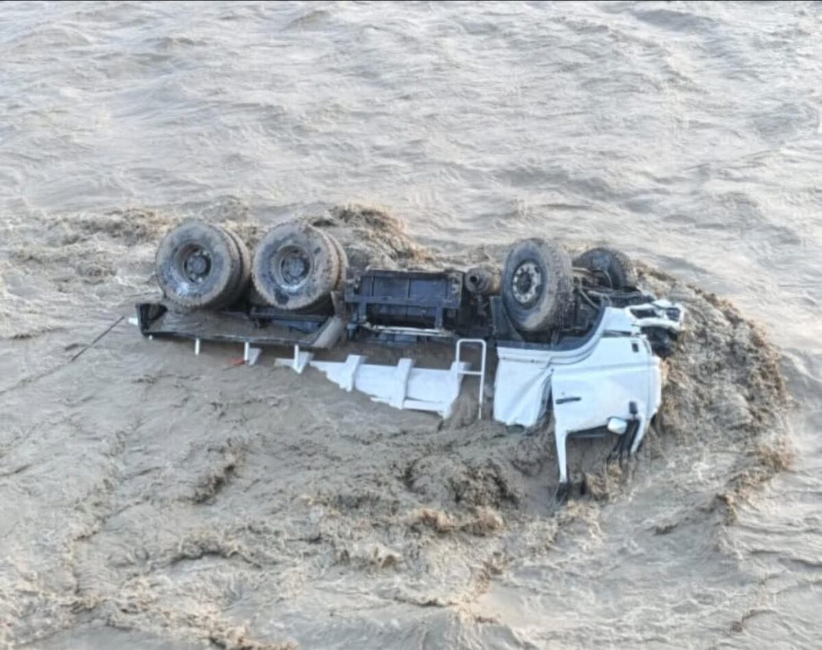 Two soldiers martyred nine missing after army engineering truck faces mishap