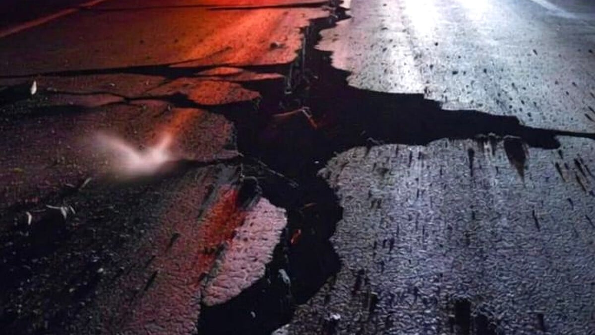 Earthquake in Lahore: High Intensity Earthquake Shakes Lahore and Parts of Pakistan