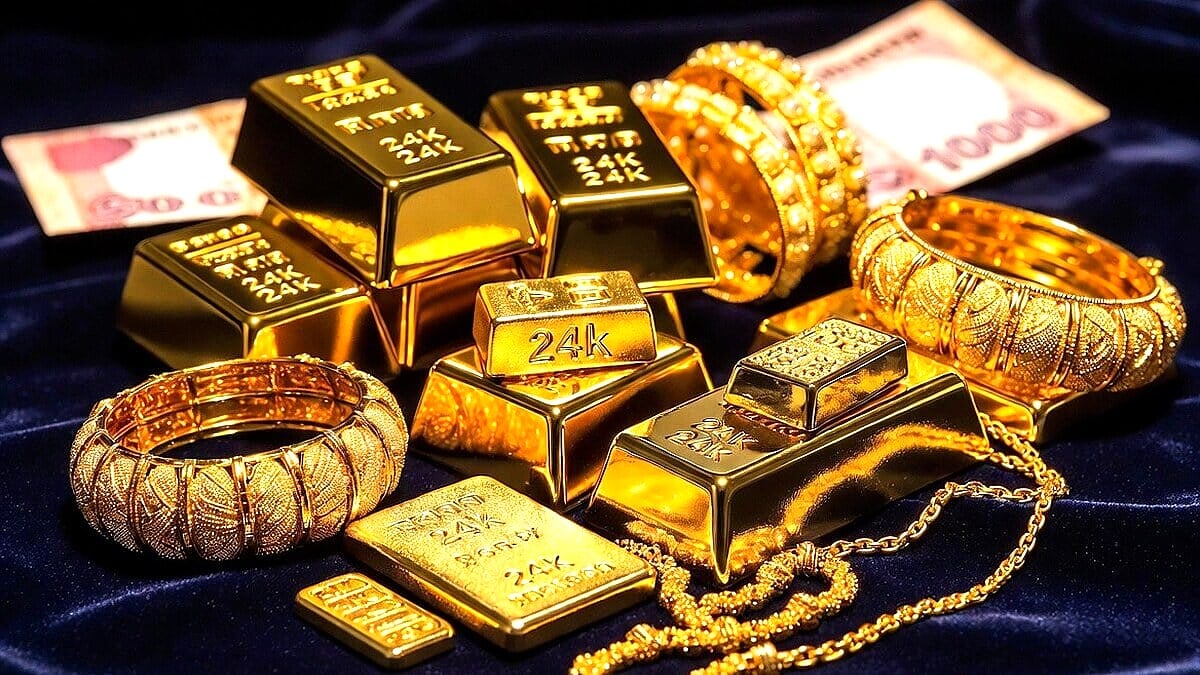Gold Prices Plunge Per Tola In Sudden Market Shift