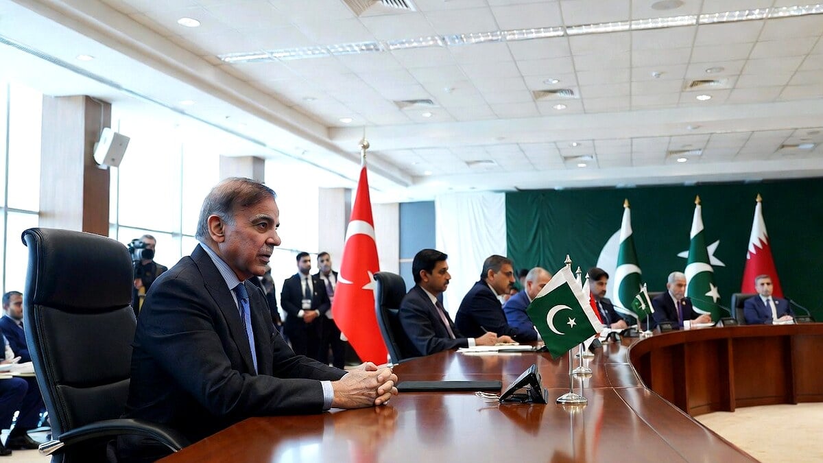 Pakistan Intensifies Peace Push Amid Regional Tensions