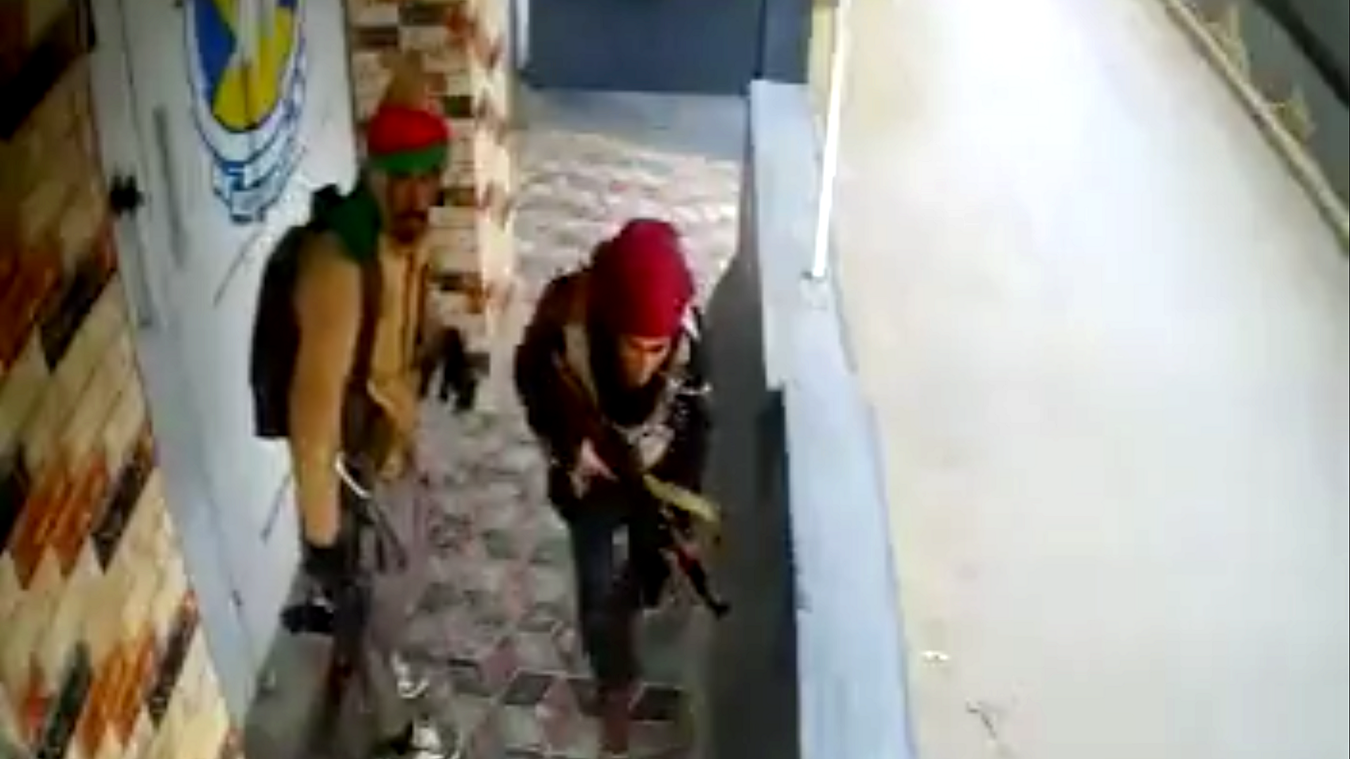2 Pakistani Security Officials Martyred, 4 Terrorists Killed in