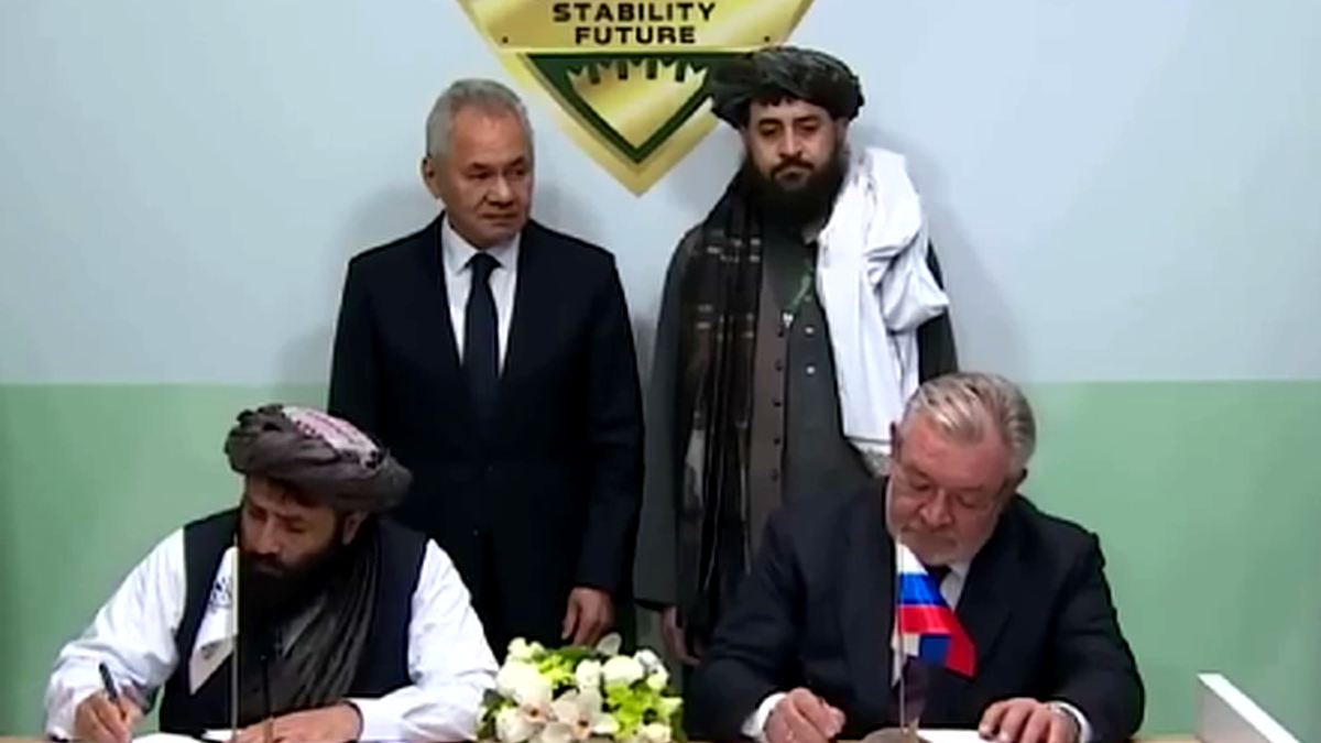 Afghanistan and Russia Sign Military and Technical Cooperation Afghanistan and Russia Sign Military and Technical Cooperation