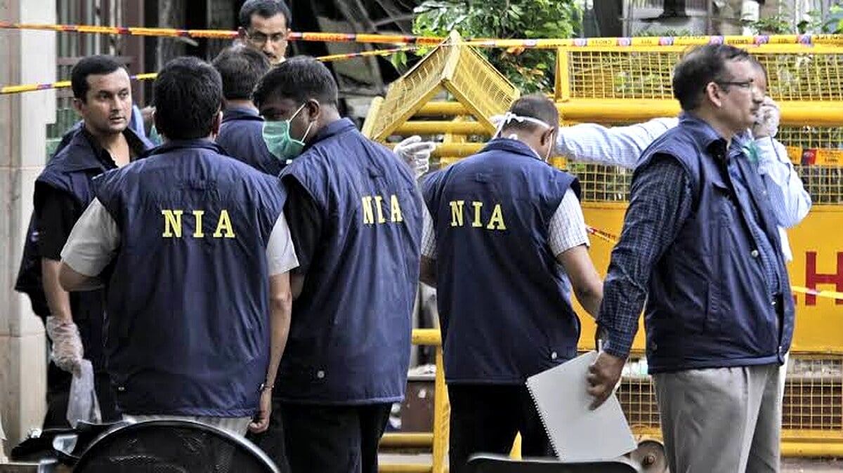 CBI Arrests Indian Army Colonel in Bribery Case Linked to Military CBI Arrests Indian Army Colonel in Bribery Case Linked to Military