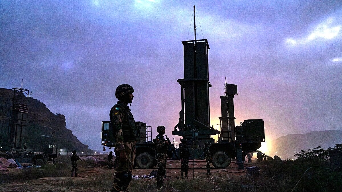 Expert Warns Next India-Pakistan Crisis Far More Dangerous