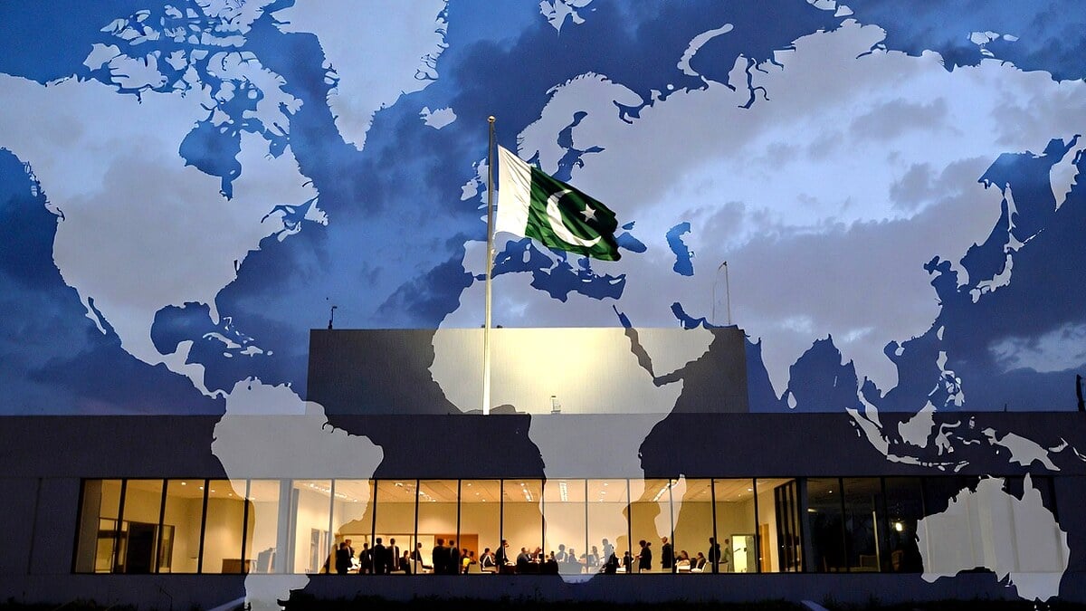 Pakistan Brokers High-Stakes US-Iran Peace Push as Deadline Looms