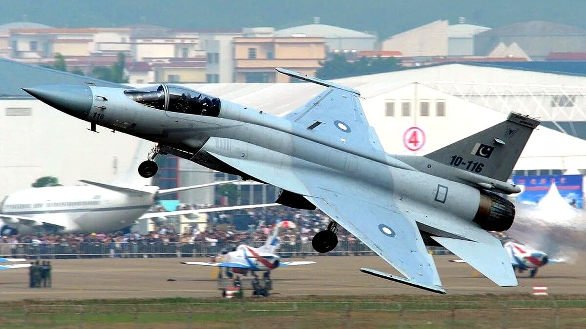 Pakistan JF-17 Thunder Block III Jets Export to Bangladesh Shocks