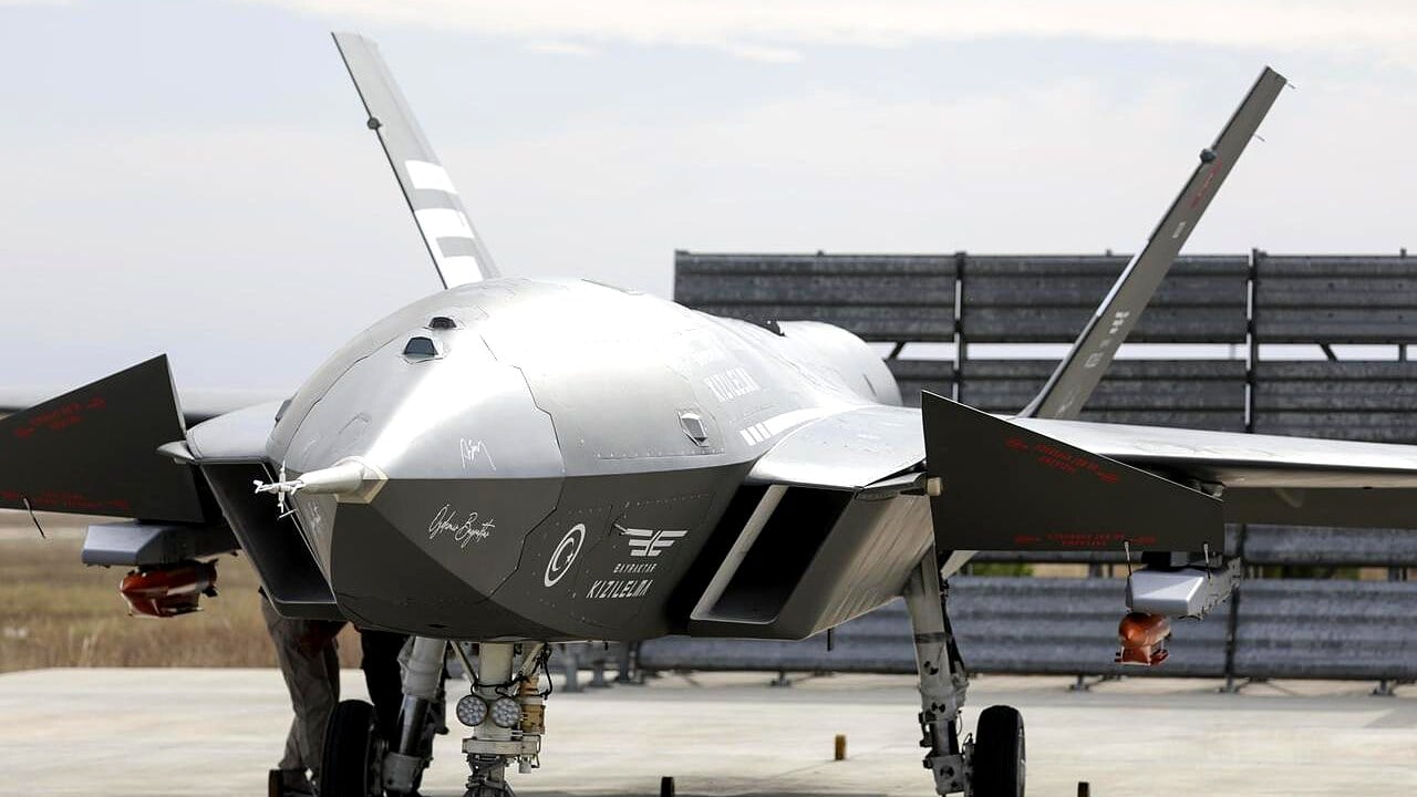 Pakistan Seeks Turkish KIZILELMA Stealth UCAVs with Local Production
