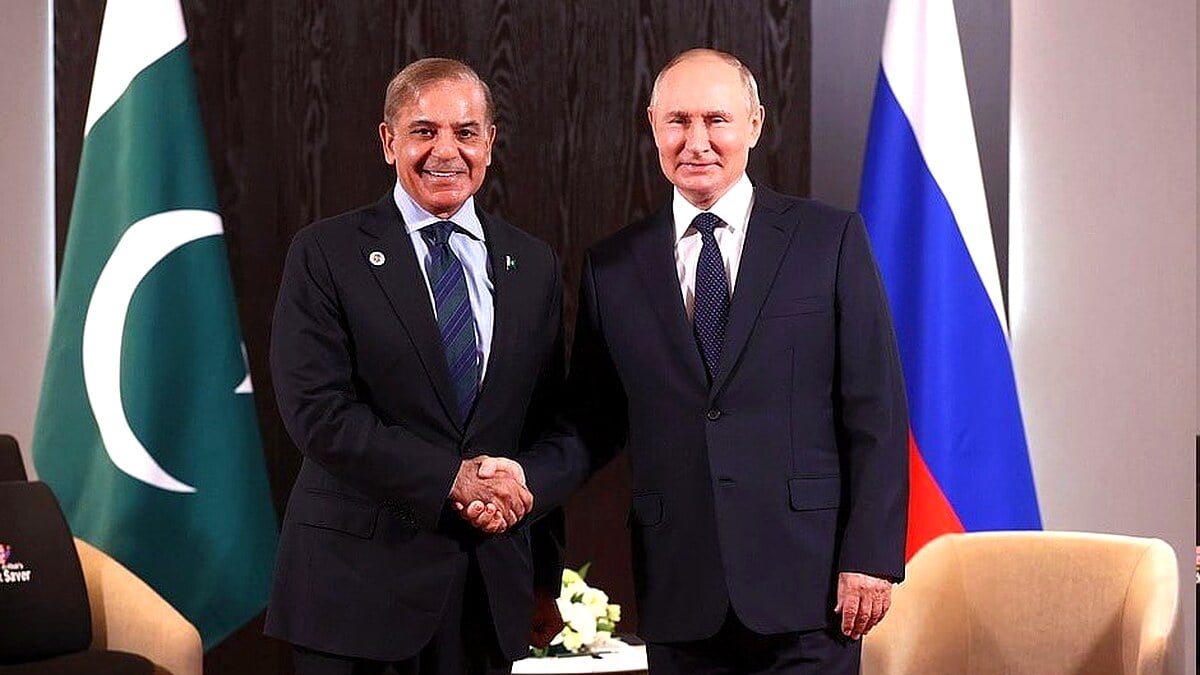 Russia Deepens Oil Trade Partnerships with Pakistan Russia Deepens Oil Trade Partnerships with Pakistan