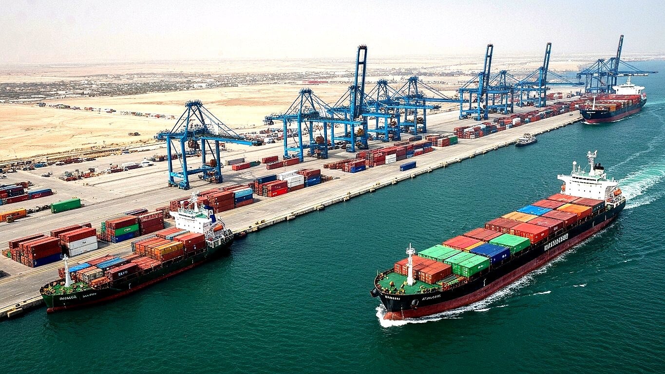 Russian Ships Arrive at Gwadar Marking Historic Trade Breakthrough