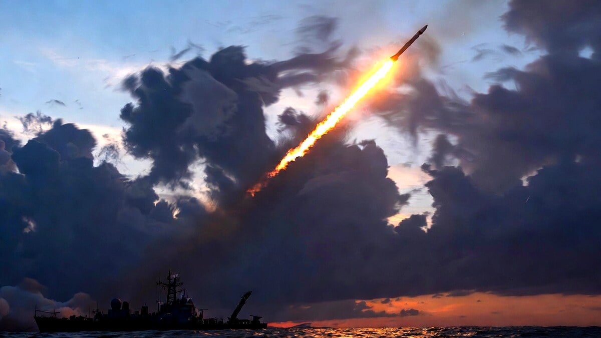 US Admiral Reveals Full Scale of Iranian Hormuz Assault