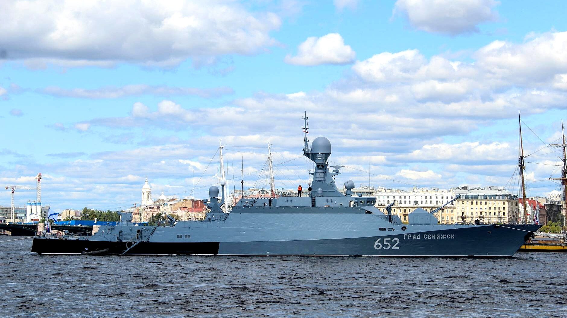 US Navy Under Missile Fire: What It Means for Regional Stability