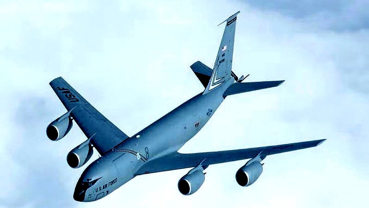 US Refueling Aircraft Vanishes Over Persian Gulf