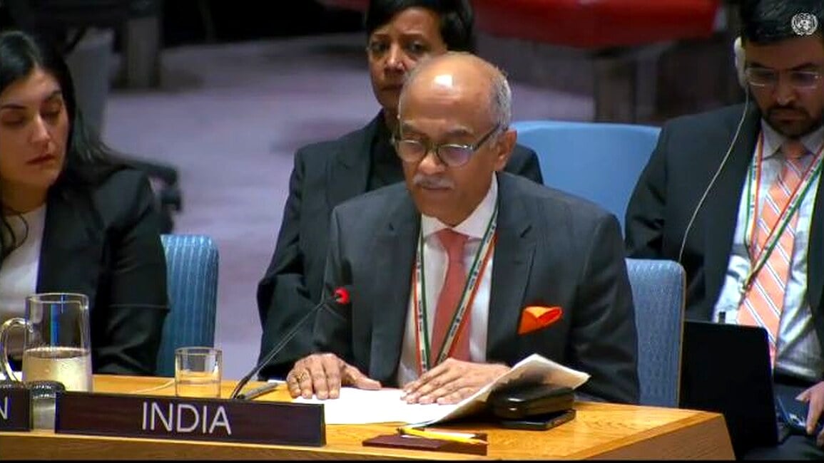 Indian Envoy Accuses Pakistan Military of 'De Facto Coup' via 27th Constitutional Amendment at UNSC (Indian Accuses Pakistan Military of 'De Facto Coup' at UNSC) Indian Envoy Accuses Pakistan Military of ‘De Facto Coup’ via 27th Constitutional Amendment at UNSC (Indian Accuses Pakistan Military of ‘De Facto Coup’ at UNSC)