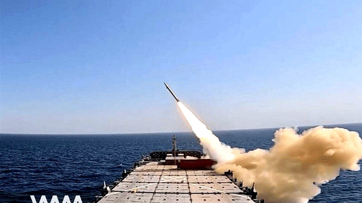 Iran’s IRGC Navy Strikes US in Tense Escalation