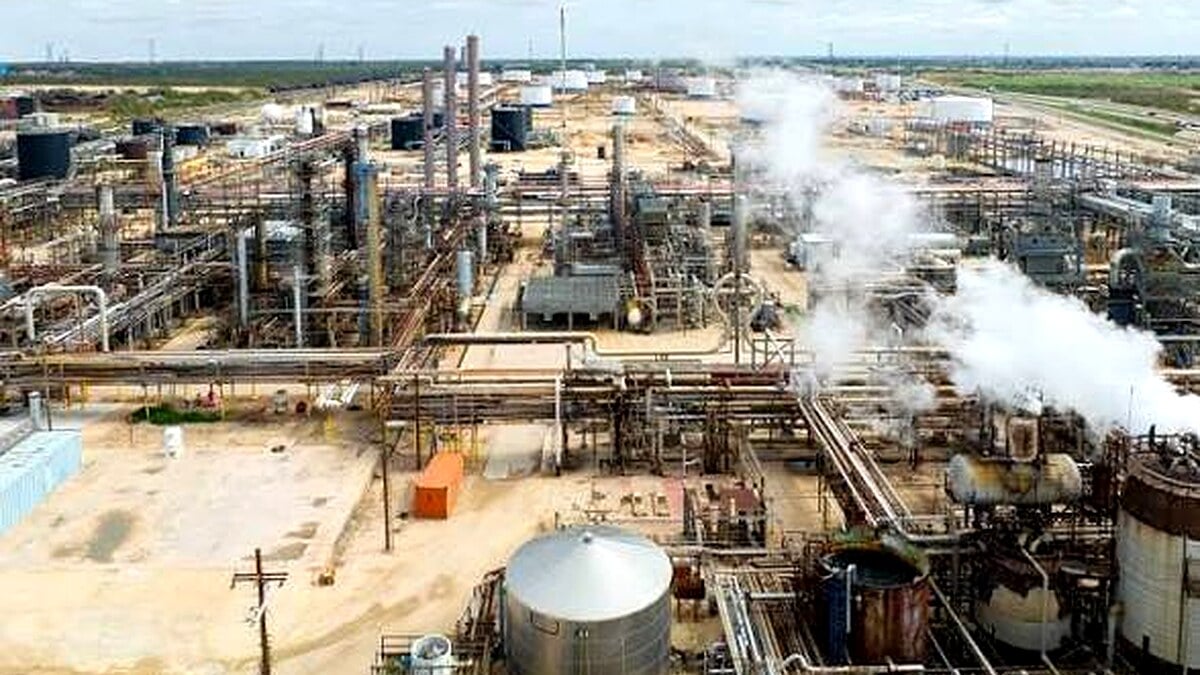 Pakistan Moves Forward With $4.5 Billion Hub Refinery Project