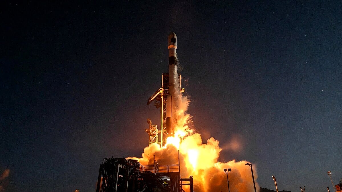 Pakistan Successfully Launches Six Earth Observation Satellites In 16 Months