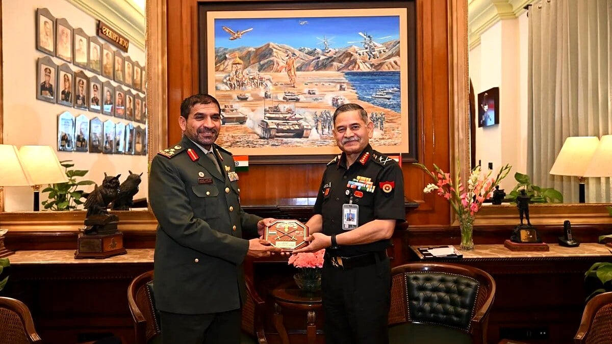 UAE اور بھارت کی عسکری شراکت داری میں اضافہ UAE اور بھارت کی عسکری شراکت داری میں اضافہ