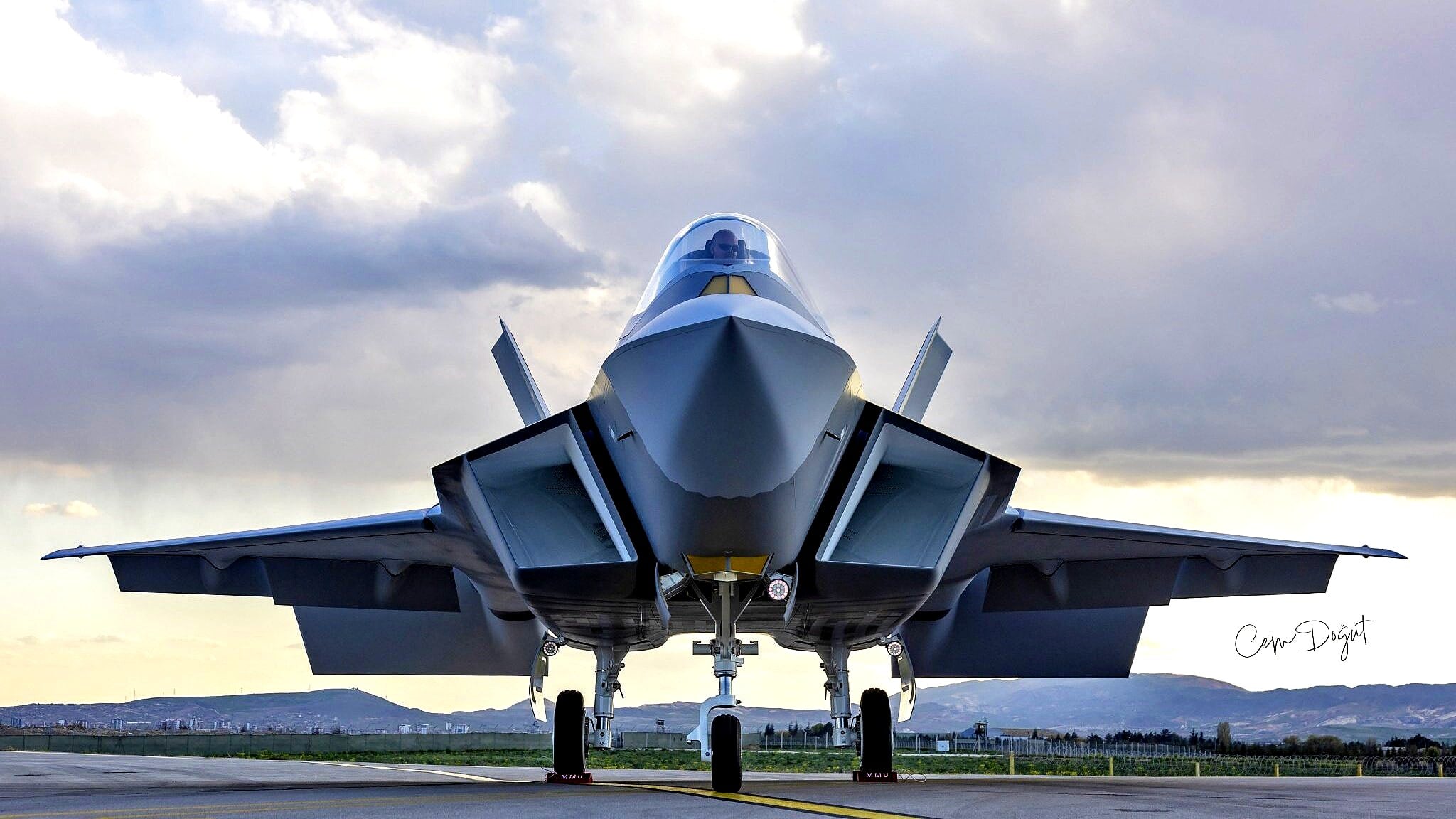 Pakistan and Turkiye Launch Defense Ventures with Fighter Jets, Frigates
