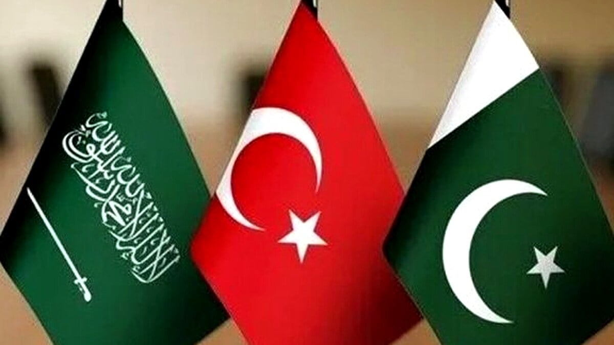 Syria to Potentially Join MECCA Defense Pact Amid Regional Tensions Syria to Potentially Join MECCA Defense Pact Amid Regional Tensions