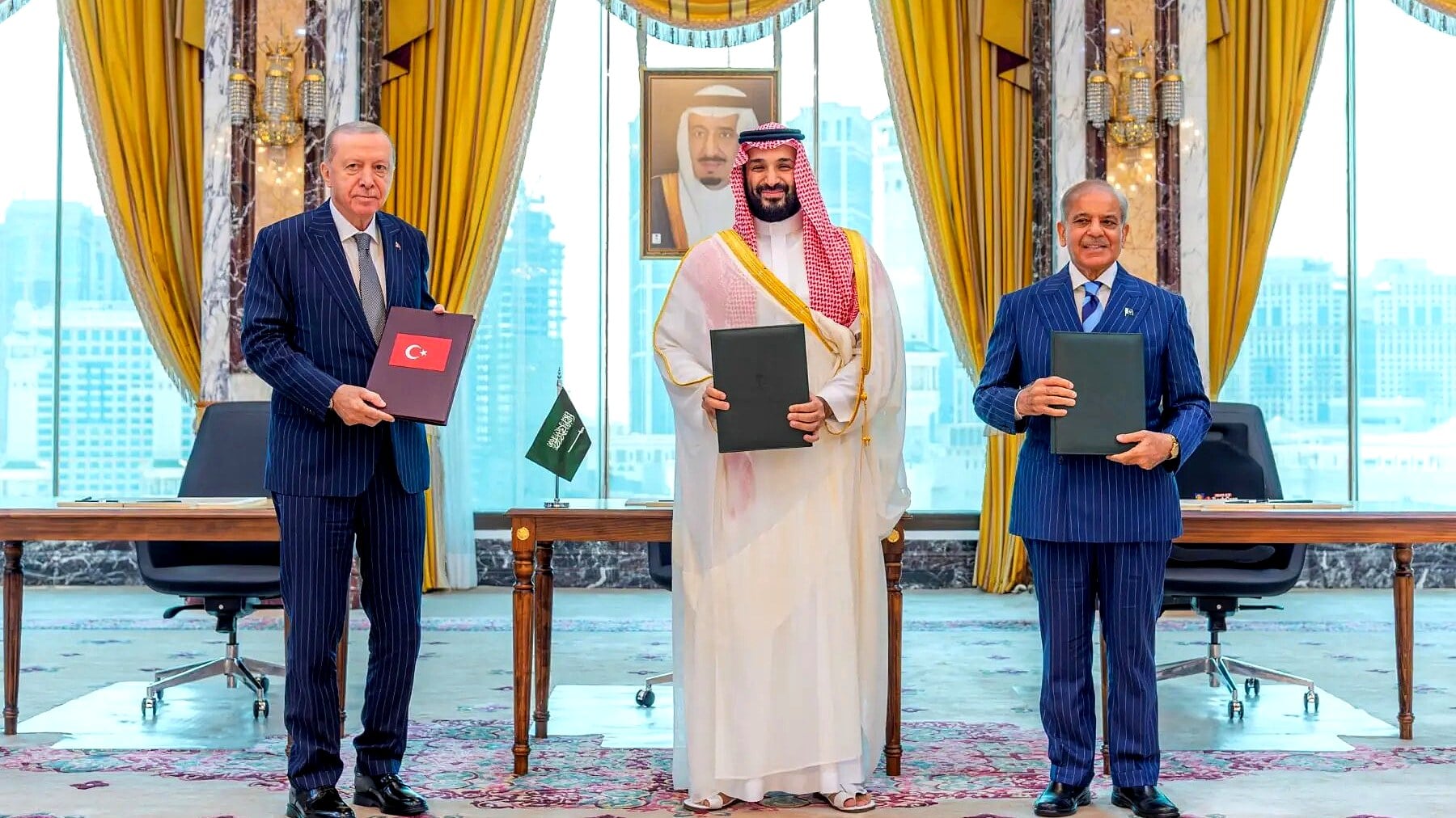 Turkey, Saudi Arabia, and Pakistan Forge Strategic Mecca Defense Pact