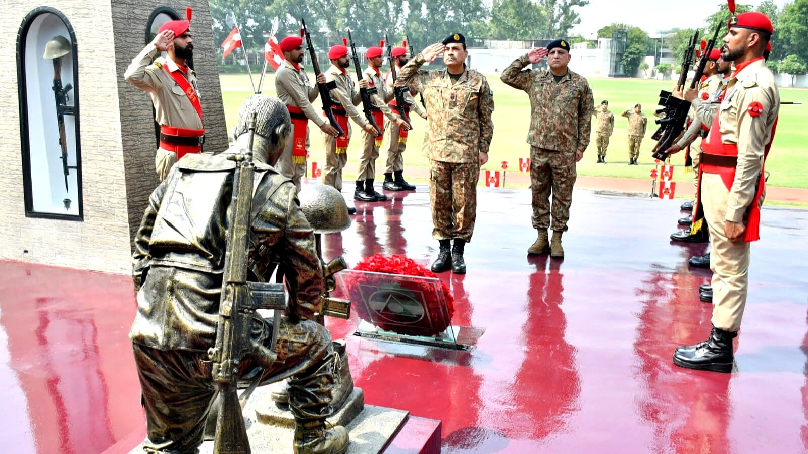 Pakistan Army Chief Visits Peshawar Amid Security Operation Reviews Pakistan Army Chief Visits Peshawar Amid Security Operation Reviews