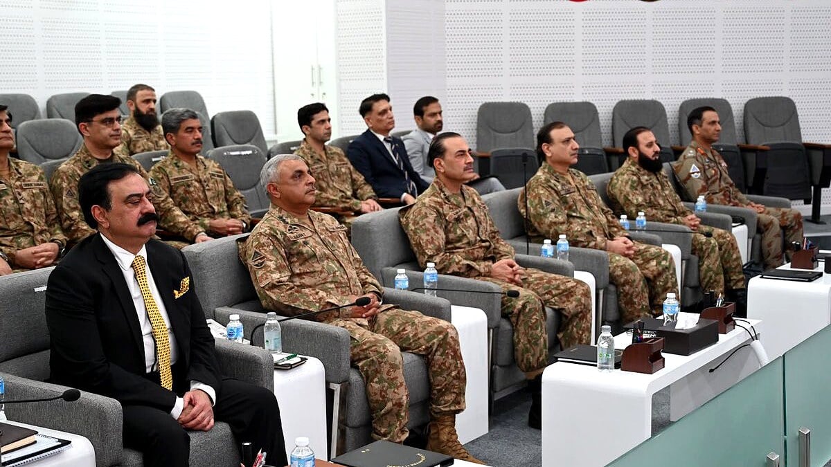 پاکستان کے آرمی چیف کا کوئٹہ کا دورہ، سیکیورٹی کا جائزہ