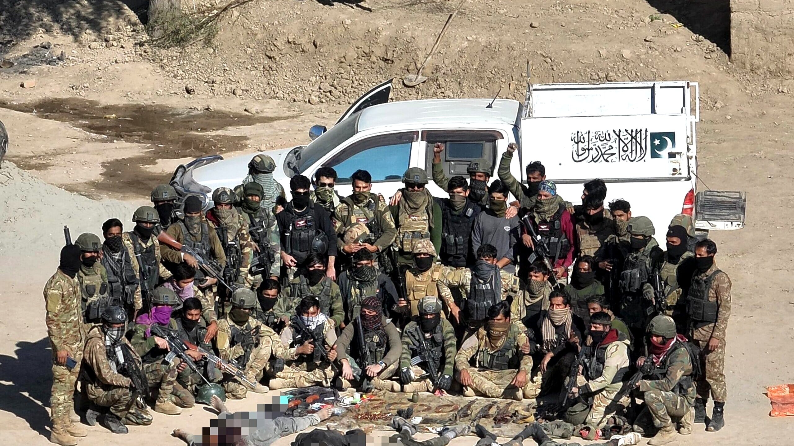 Pakistan Kills 200 Militants Including 48 Afghans In Border Operations Pakistan Kills 200 Militants Including 48 Afghans In Border Operations